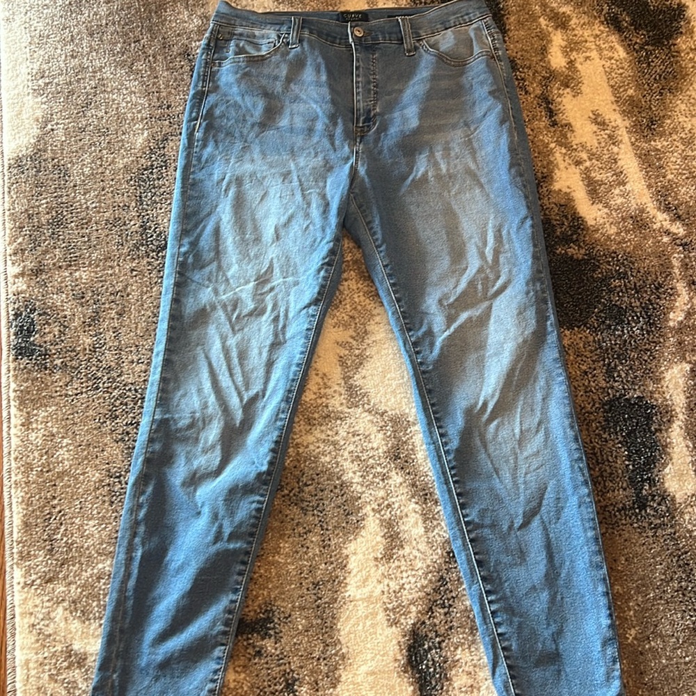Super stretchy high waisted jeans
